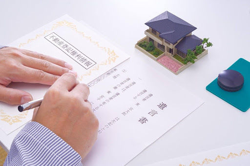 遺言とは？遺言書の種類と作成方法、それぞれのメリットとデメリットを解説